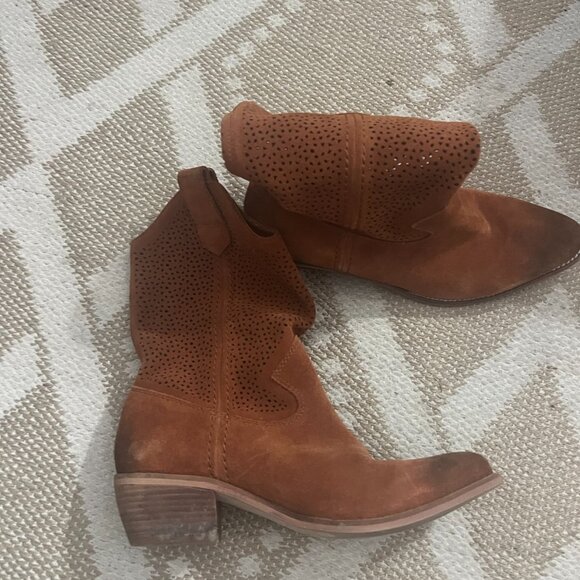 BCBGeneration Tan Suede Western Ankle Boots - Picture 3 of 6